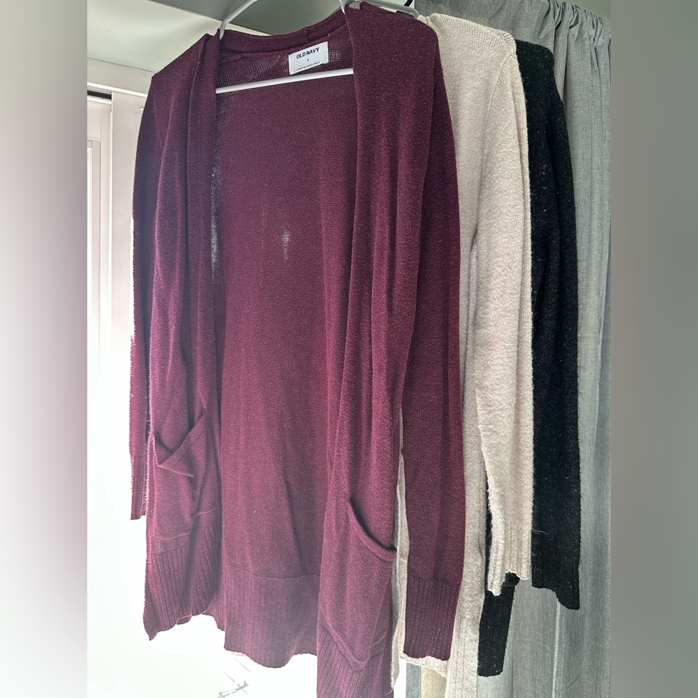 Old navy cardigan